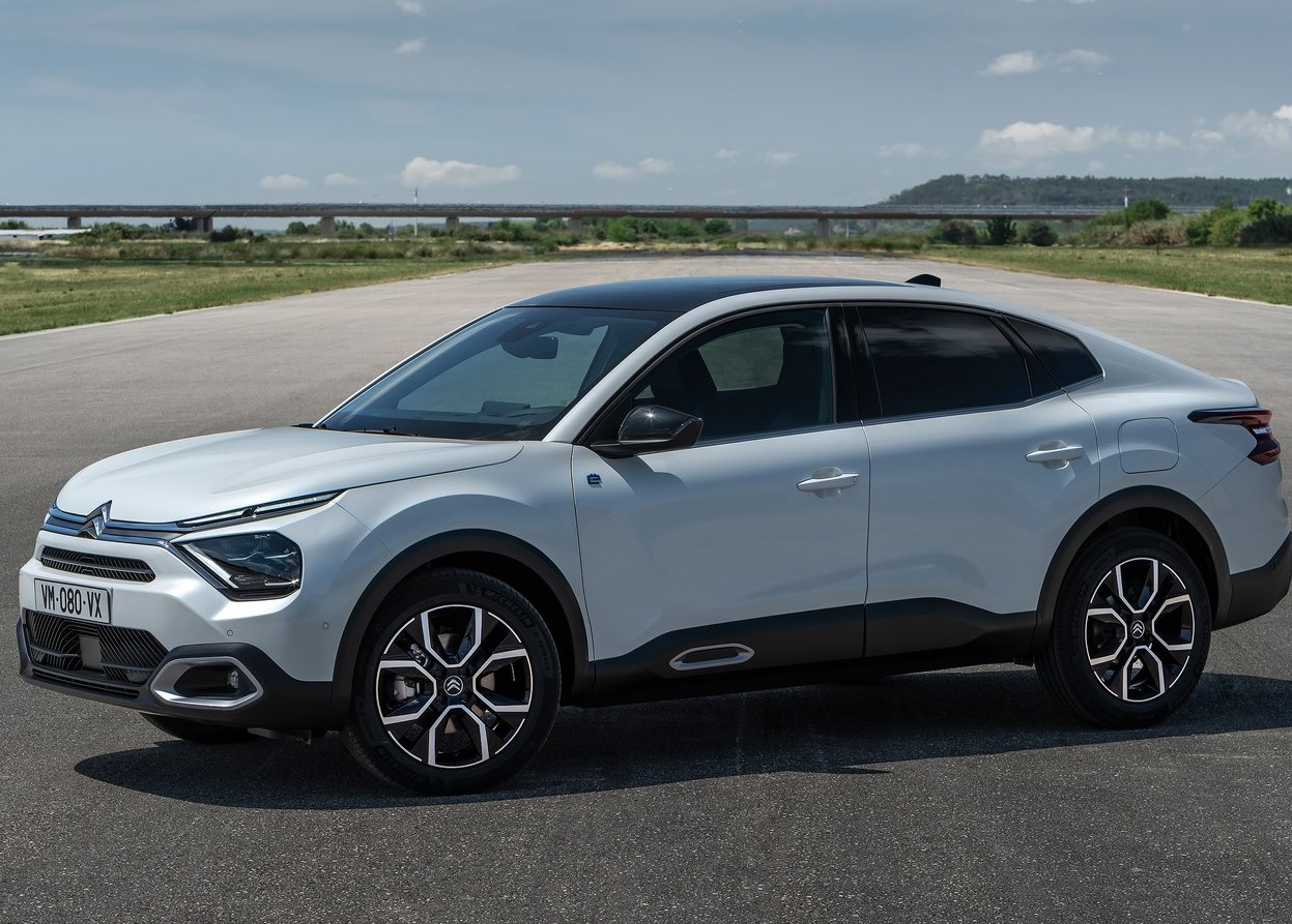 2023 Citroen C4 X Shine Bold 1.2 PureTech Otomatik Özellikleri