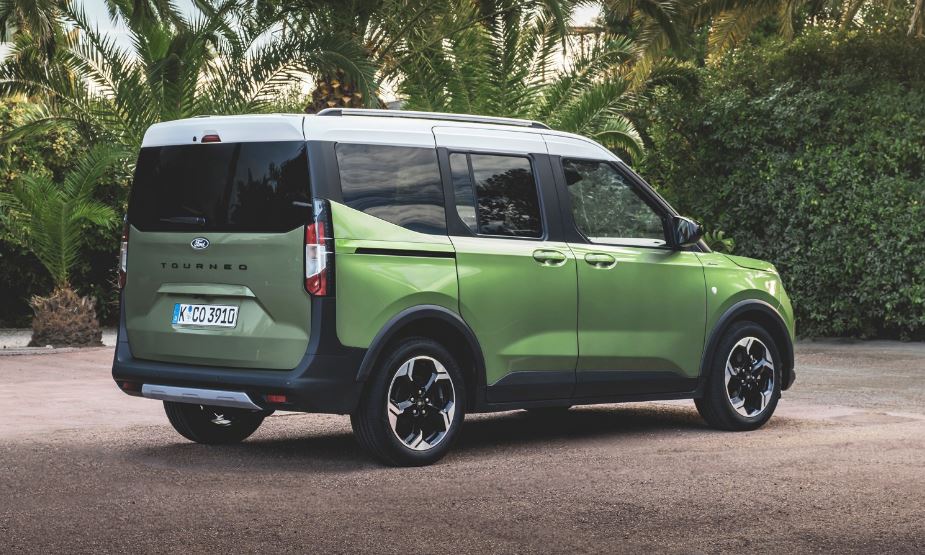 2025 Ford Tourneo Courier 1.5 EcoBlue Teknik Özellikleri