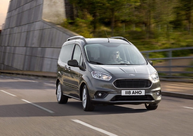 2023 Ford Tourneo Courier Colorline 1.0 EcoBoost Manuel Özellikleri