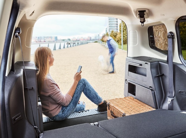 2022 Ford Tourneo Courier 1.5 TDCi Teknik Özellikleri