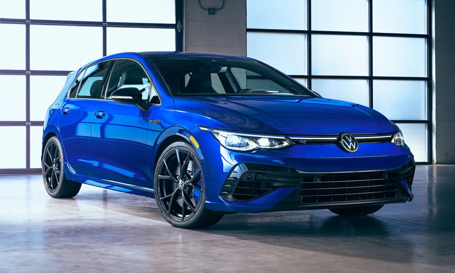 2023 Volkswagen Golf Style 1.5 eTSI Otomatik Özellikleri