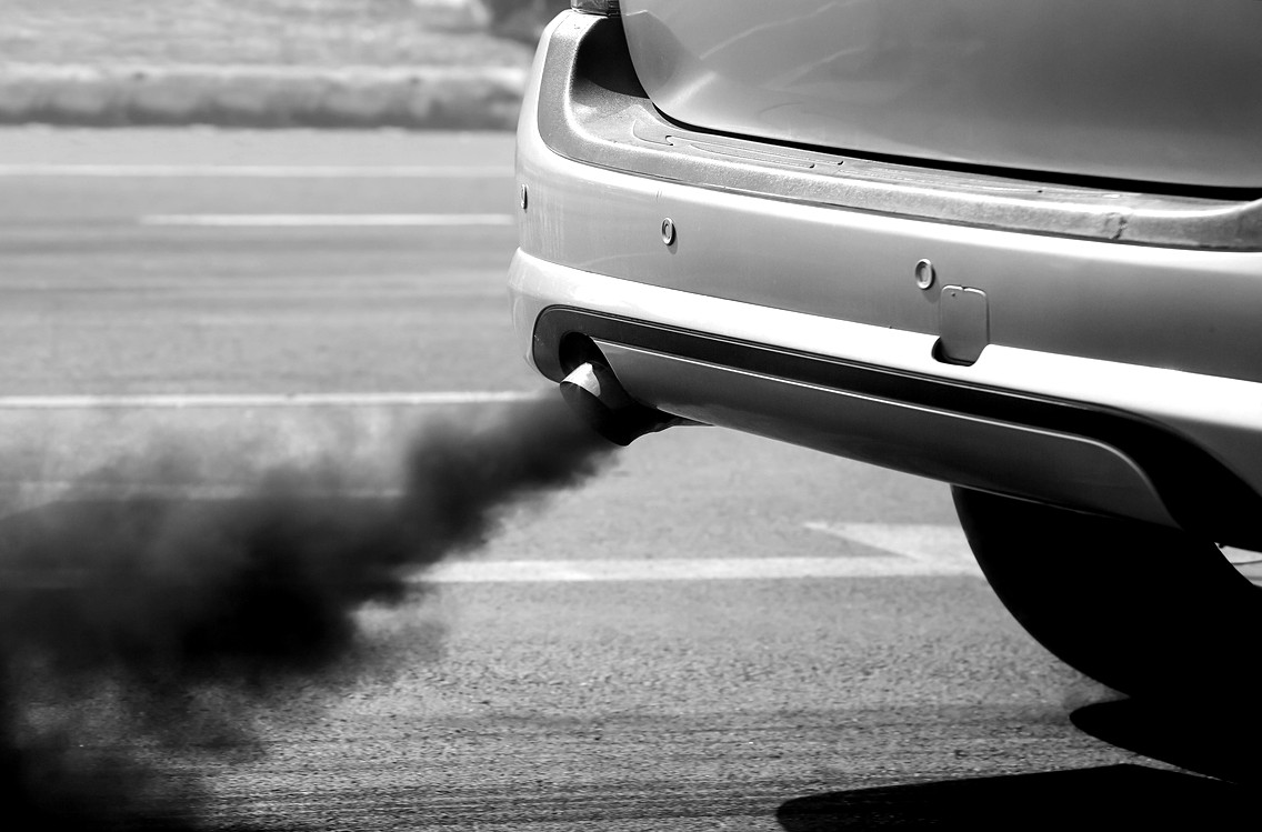 Araçlar Neden Kara Duman Atar?