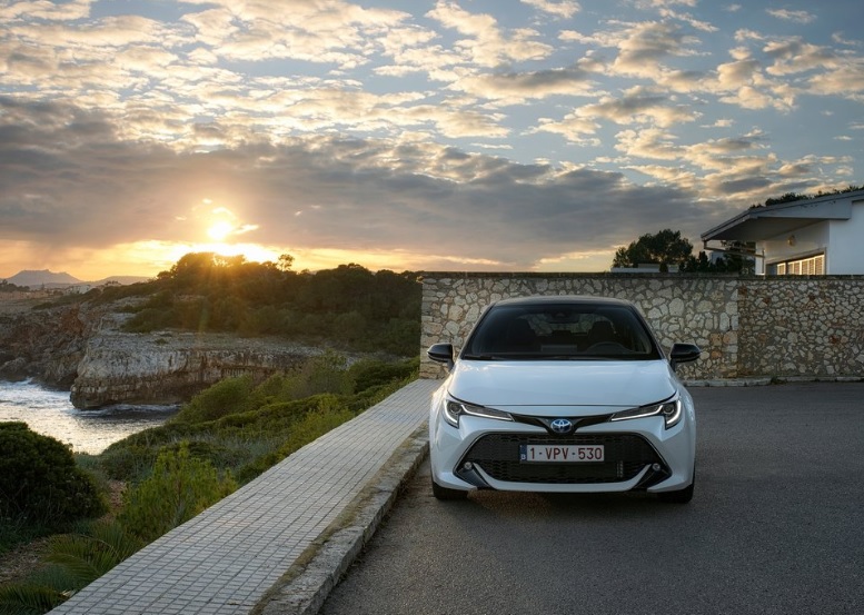 2022 Toyota Corolla HB 1.8 Hybrid Teknik Özellikleri