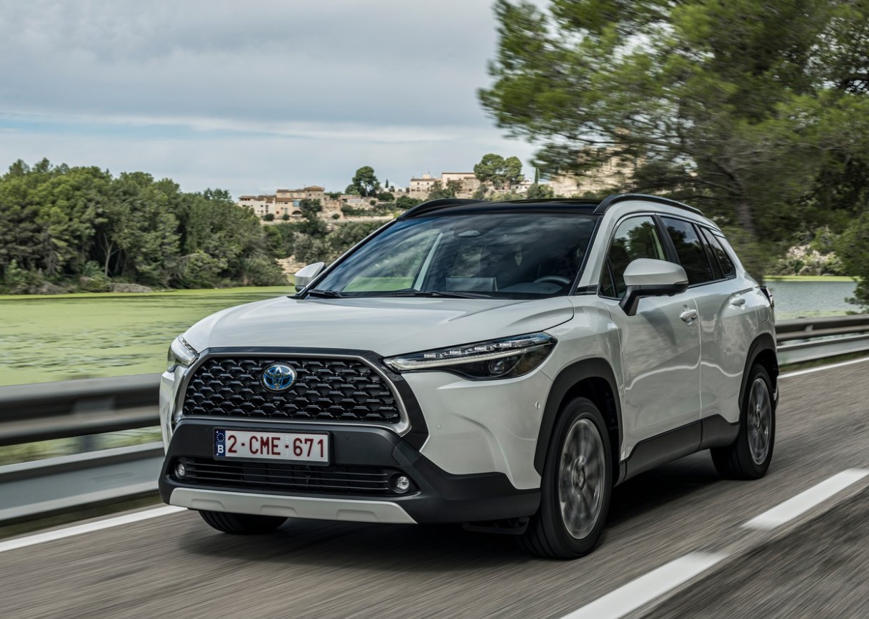 2022 Toyota Corolla Cross 1.8 Hybrid Teknik Özellikleri