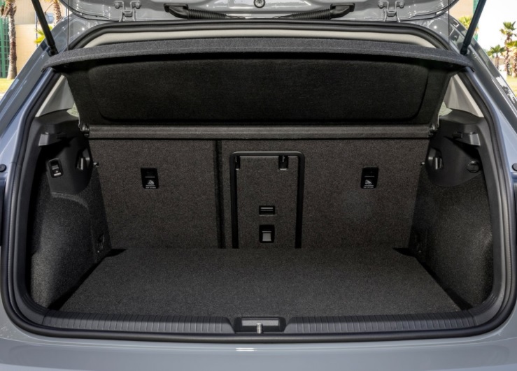 2023 Volkswagen Golf Life 1.0 eTSI Otomatik Özellikleri