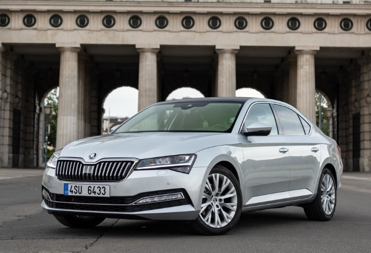 2022 Skoda Superb 1.5 TSI Teknik Özellikleri