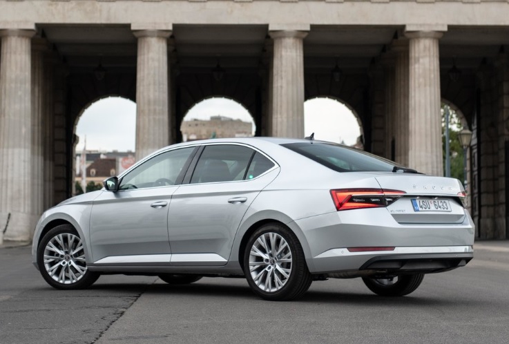 2023 Skoda Superb Crystal 2.0 TDI Otomatik Özellikleri