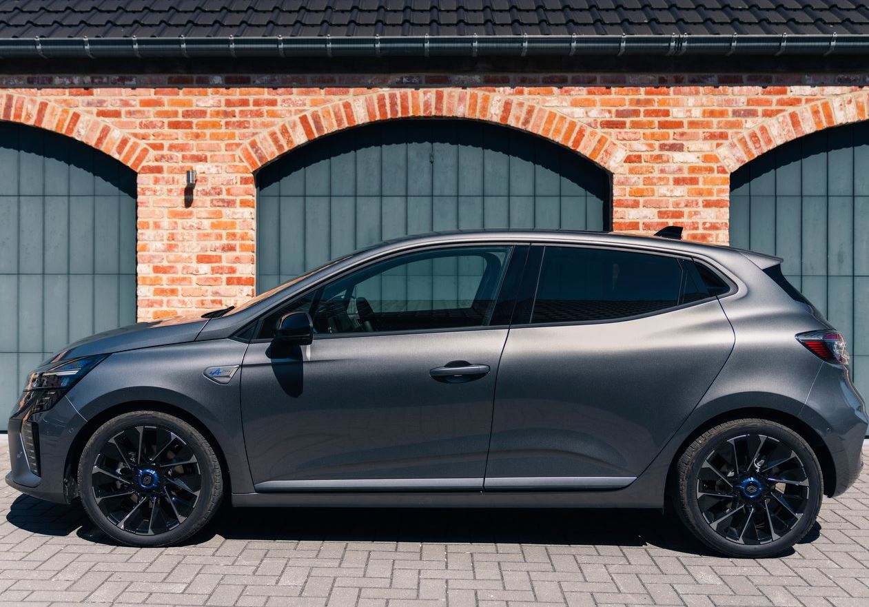 2023 Renault Yeni Clio Techno Esprit Alpine 1.0 TCe Otomatik Özellikleri