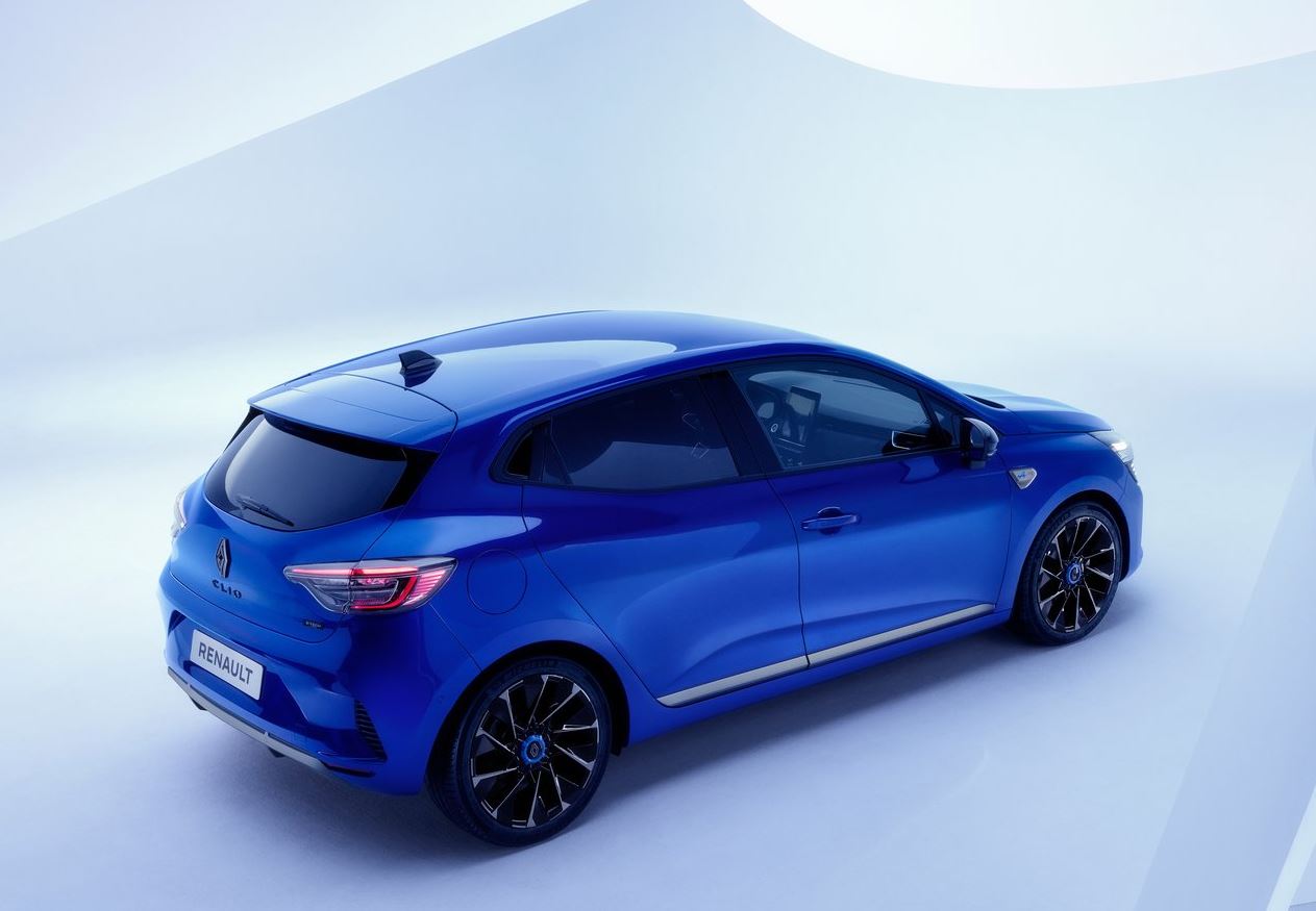 2023 Renault Yeni Clio techno esprit alpine 1.6 ETech Otomatik Özellikleri