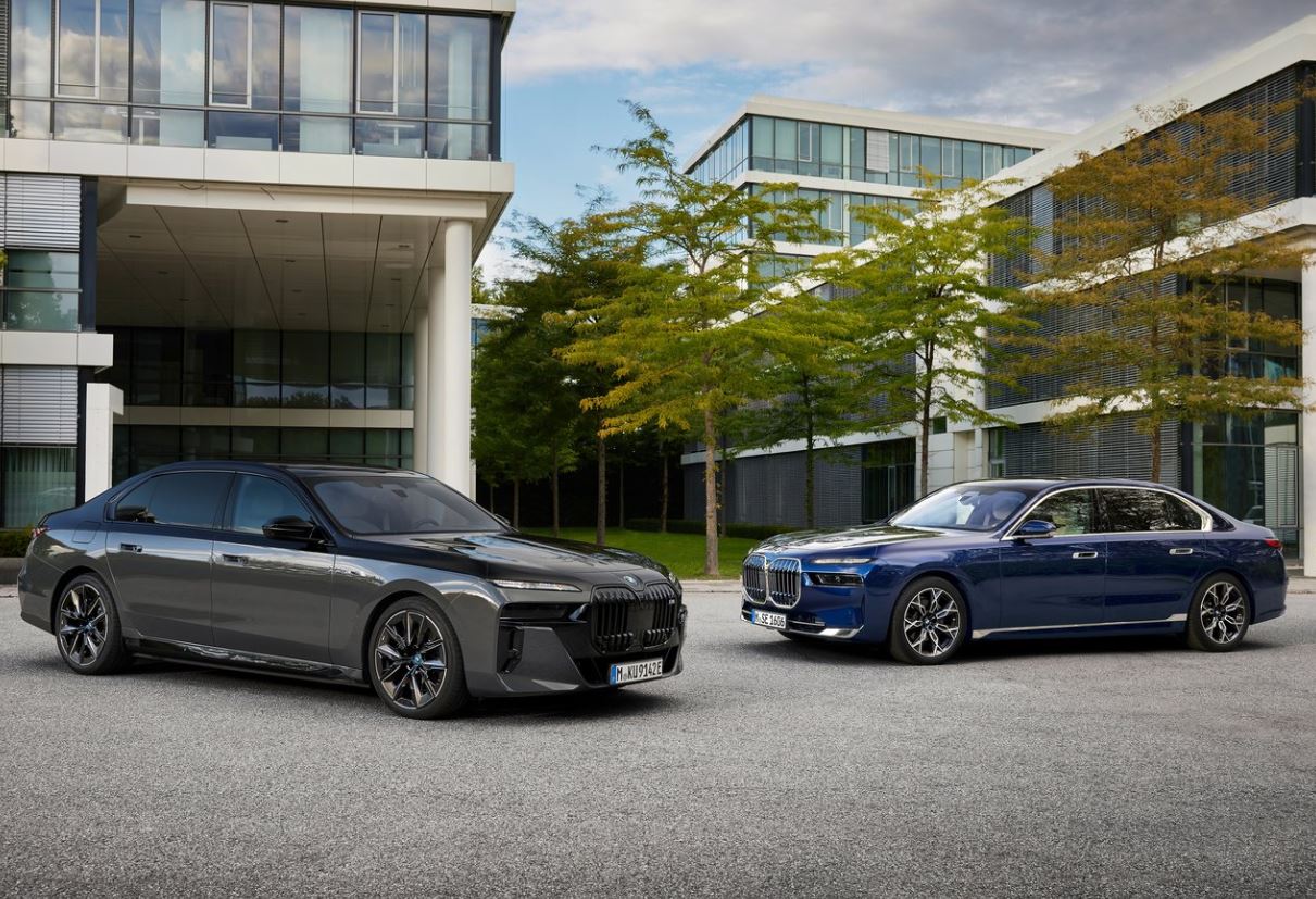 2024 BMW 7 Serisi Pure Excellence 740Ld xDrive 3.0 Otomatik Yakıt Tüketimi