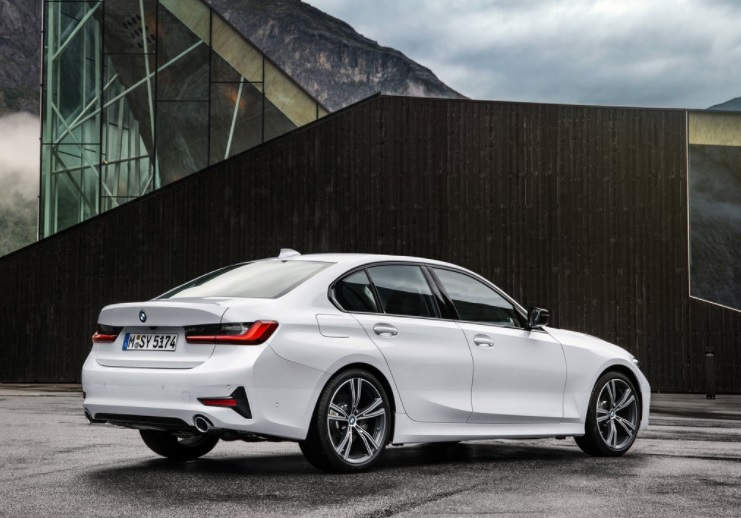 2022 BMW 3 Serisi 320i 1.6 Teknik Özellikleri